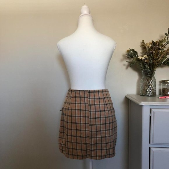 Shein plaid mini skirt - Picture 3 of 4